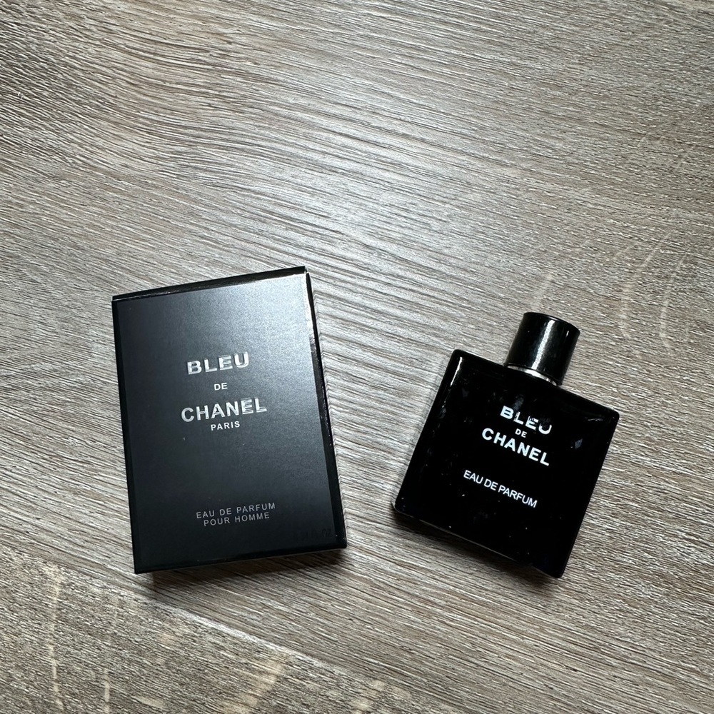 CHANEL Bleu de Chanel Black Eau de Parfum 10ml